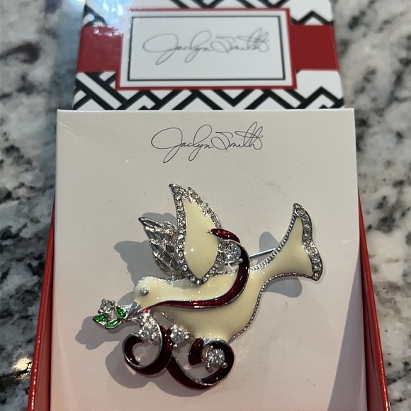 Vintage Dove Bird Brooch Pin - Picture 2 of 3